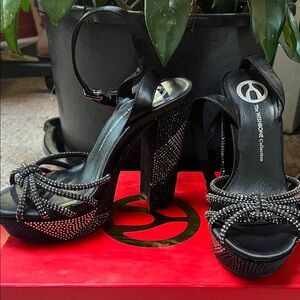 Wishbone Collection Black Studded/Beaded Women's Heels